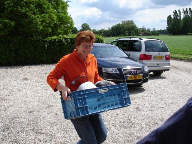 2006HWK 187.jpg